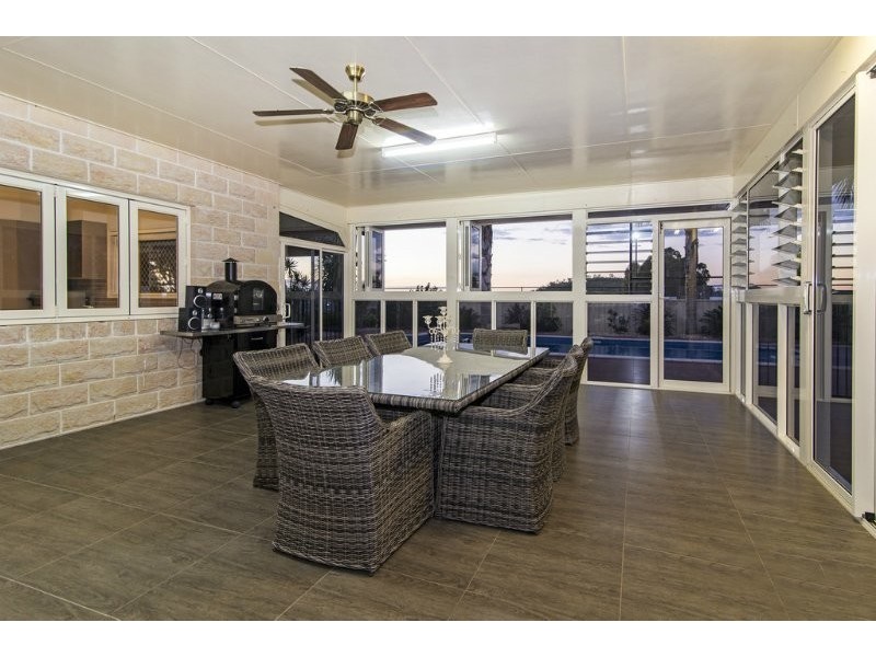 4 Ella Court, Cotswold Hills QLD 4350