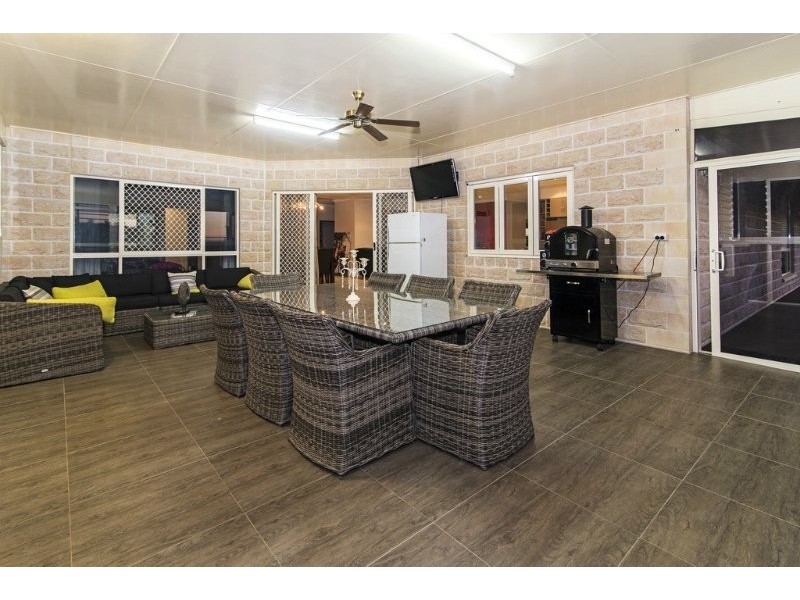 4 Ella Court, Cotswold Hills QLD 4350