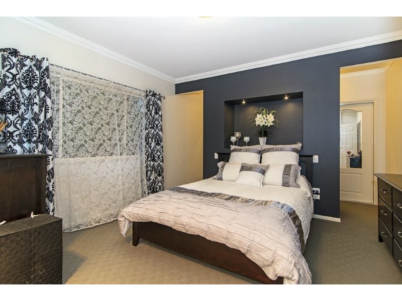 4 Ella Court, Cotswold Hills QLD 4350