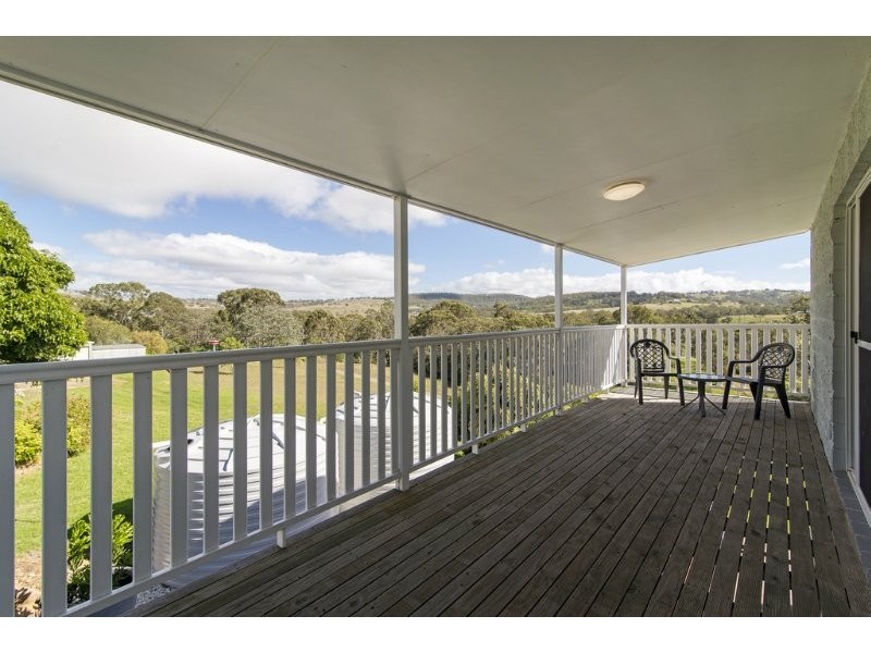 5 Hillview Court, Top Camp QLD 4350
