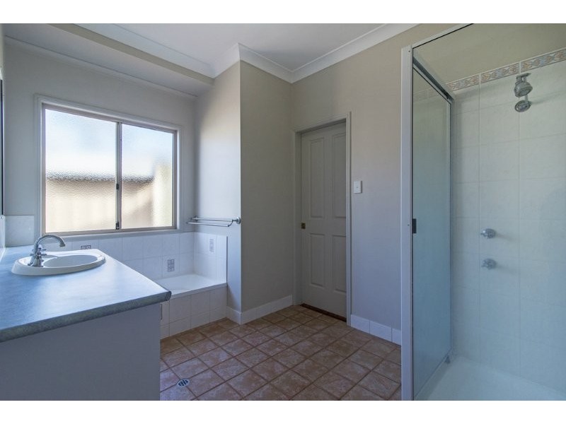 12 O’Beirne Street, Kearneys Spring QLD 4350