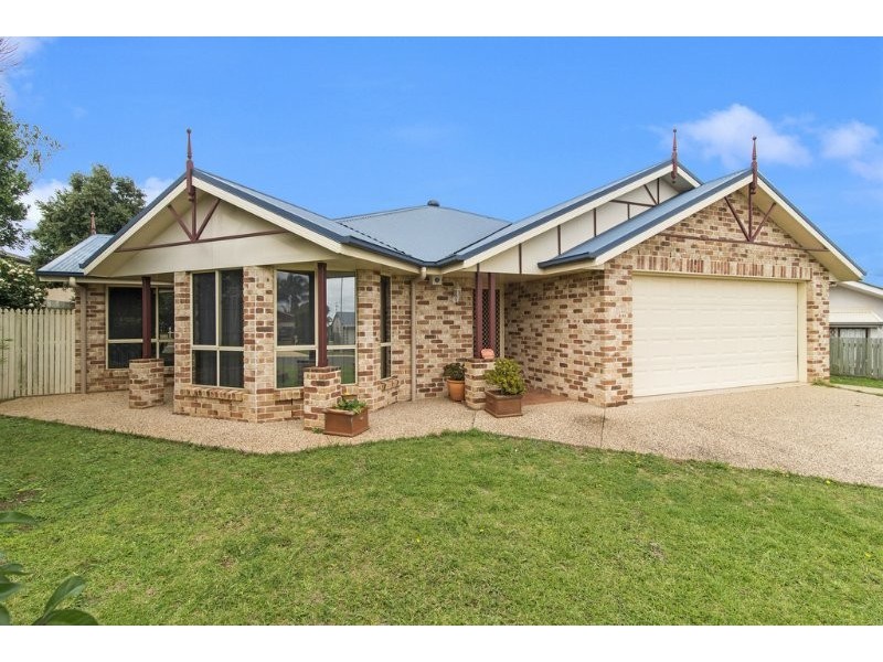 22 Navajo Street, Wilsonton QLD 4350