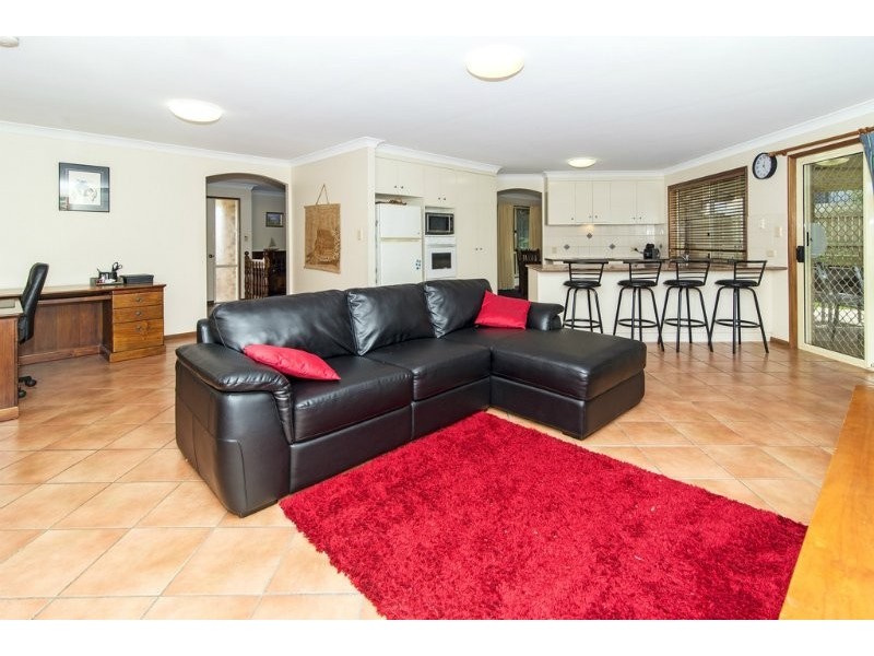 22 Navajo Street, Wilsonton QLD 4350