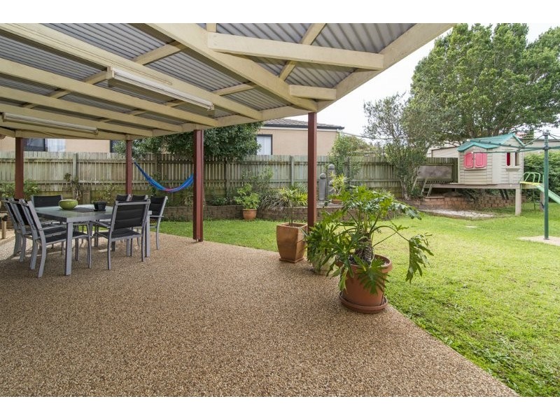 22 Navajo Street, Wilsonton QLD 4350