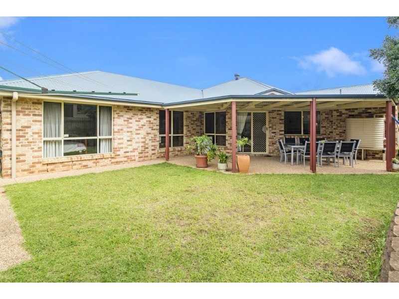 22 Navajo Street, Wilsonton QLD 4350
