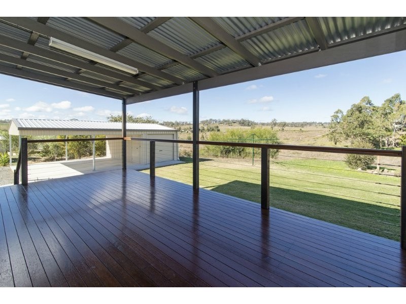38 Phipps Drive, Meringandan West QLD 4352