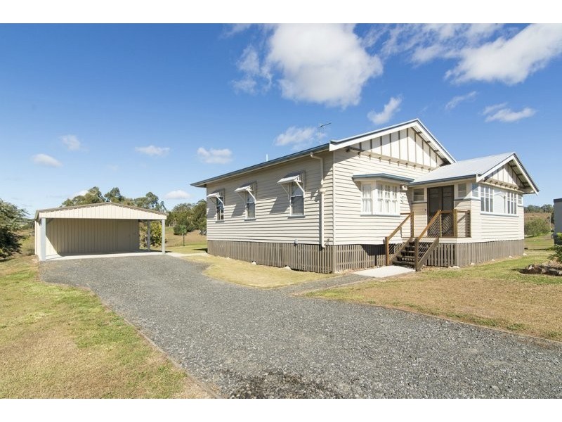 38 Phipps Drive, Meringandan West QLD 4352