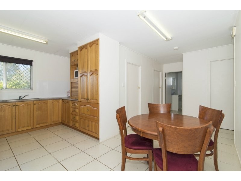 4 Hope Street, Newtown QLD 4350