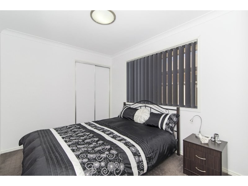 8 Chopin Street, Rockville QLD 4350