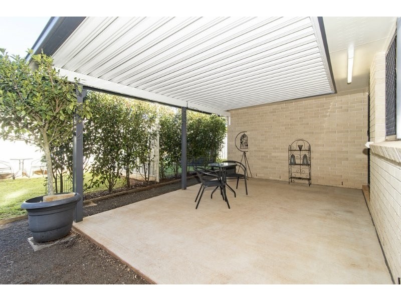 8 Chopin Street, Rockville QLD 4350