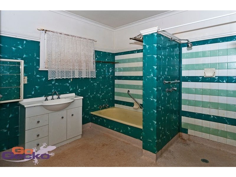 9A Chamberlain Street, North Toowoomba QLD 4350