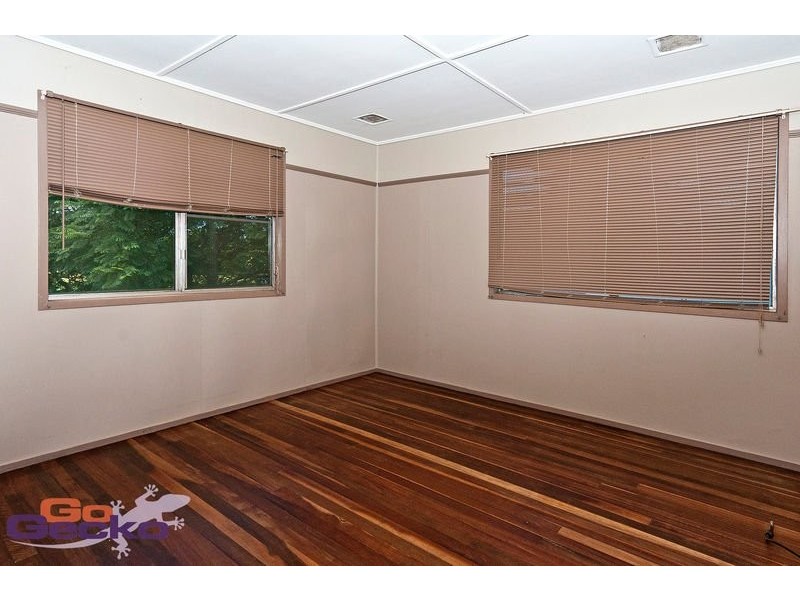 12 Sixth Avenue, Harristown QLD 4350