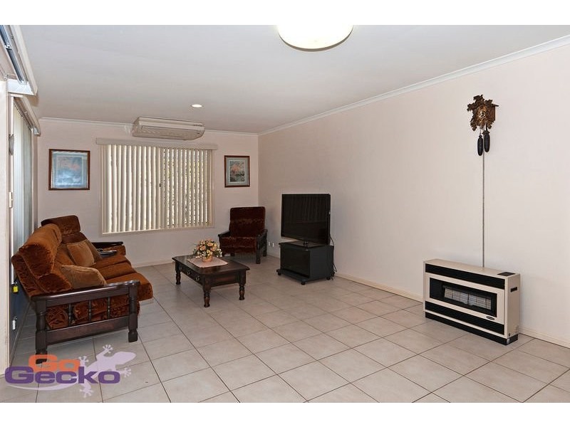 6 Janine Court, Kearneys Spring QLD 4350
