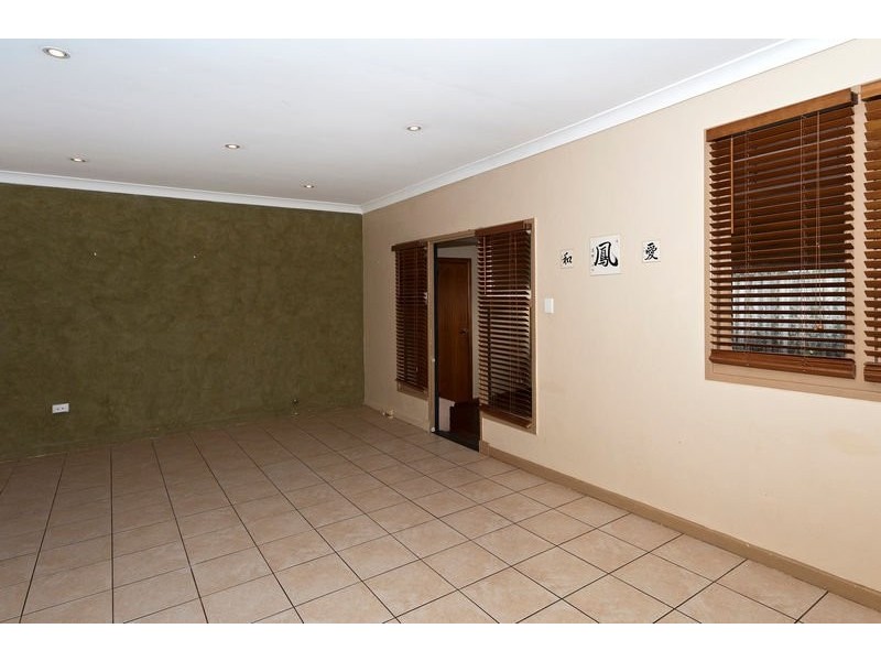 6 Lewis Street, Harristown QLD 4350