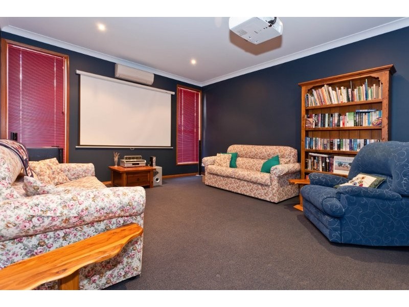 72 Aberdeen Street, Rangeville QLD 4350