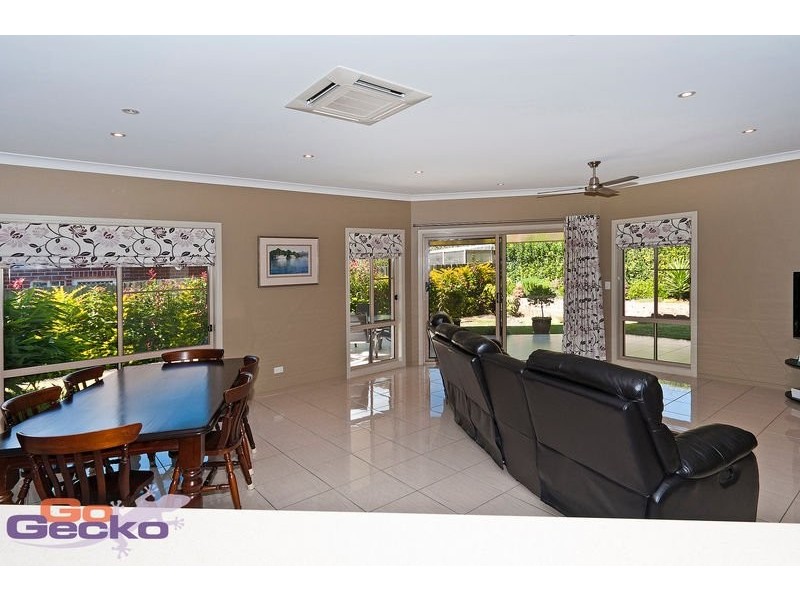 10 Purnawilla Court, Middle Ridge QLD 4350