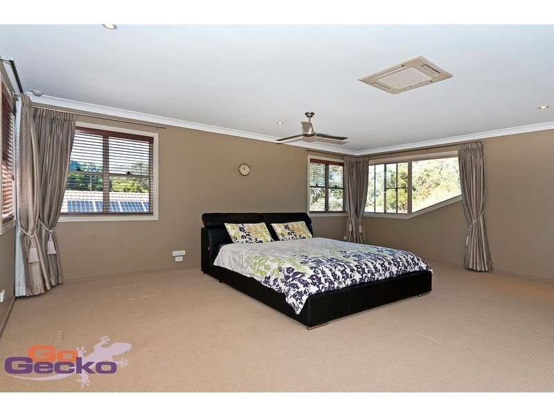 10 Purnawilla Court, Middle Ridge QLD 4350