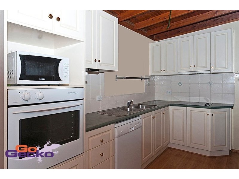 10 Fair Street, Rockville QLD 4350