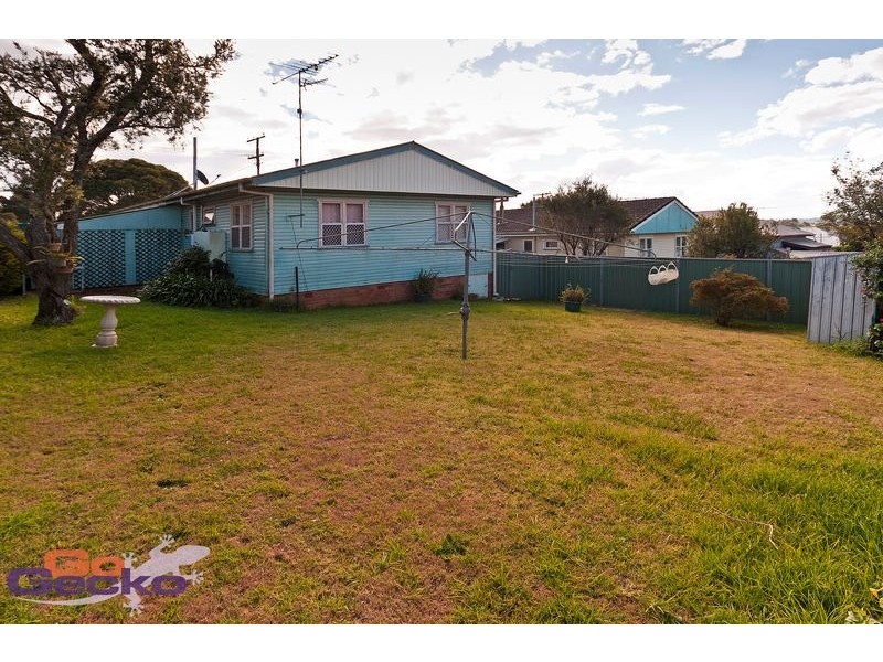 10 Hillview Avenue, Newtown QLD 4350