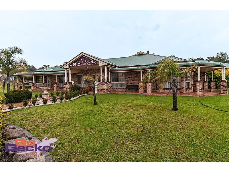 16 Stark Drive, Vale View QLD 4352