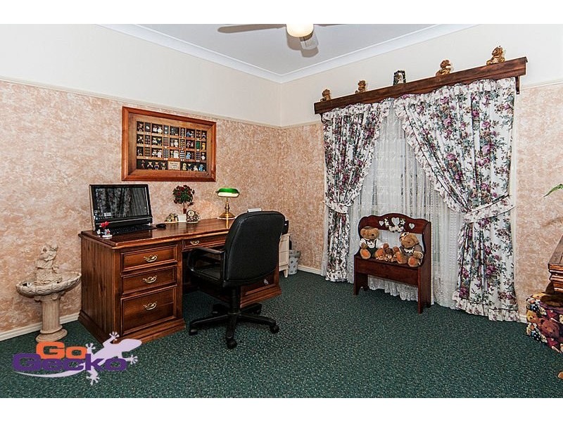 16 Stark Drive, Vale View QLD 4352