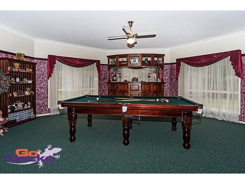 16 Stark Drive, Vale View QLD 4352