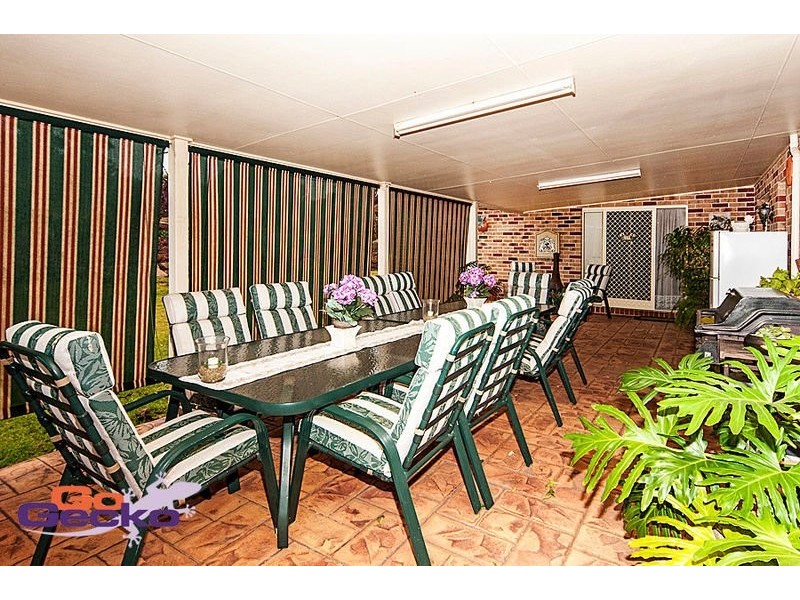 16 Stark Drive, Vale View QLD 4352