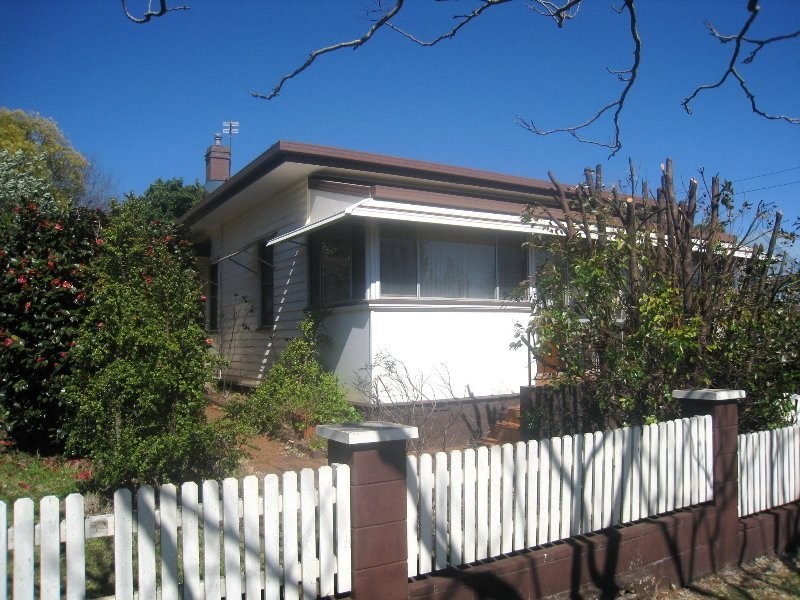 2 Grey Street, South Toowoomba QLD 4350