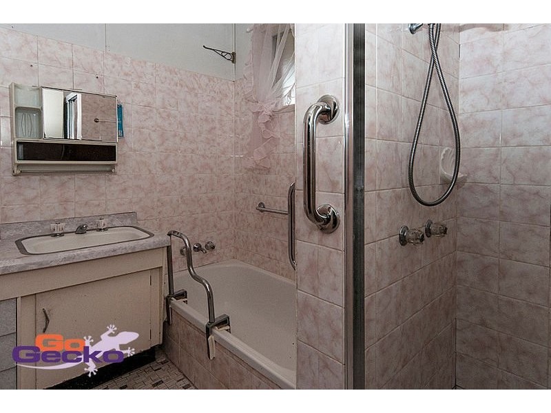 260 Alderley Street, Centenary Heights QLD 4350