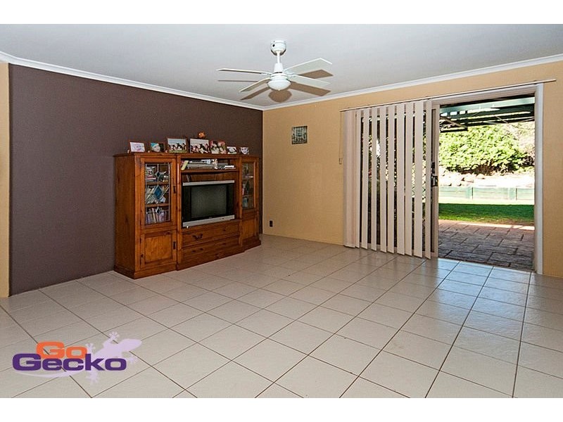 44 Lorraine Crescent, Centenary Heights QLD 4350