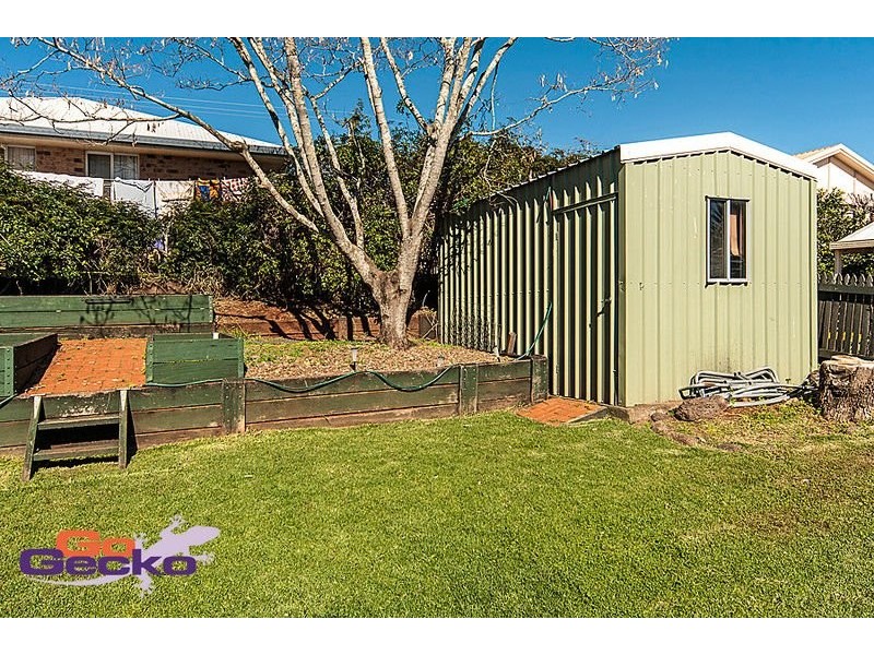 44 Lorraine Crescent, Centenary Heights QLD 4350