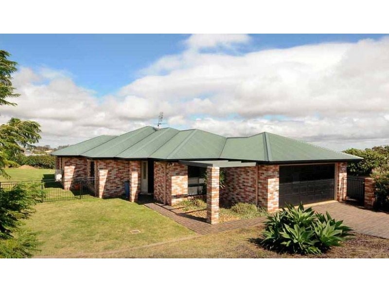 5 Debbie Court, Highfields QLD 4352
