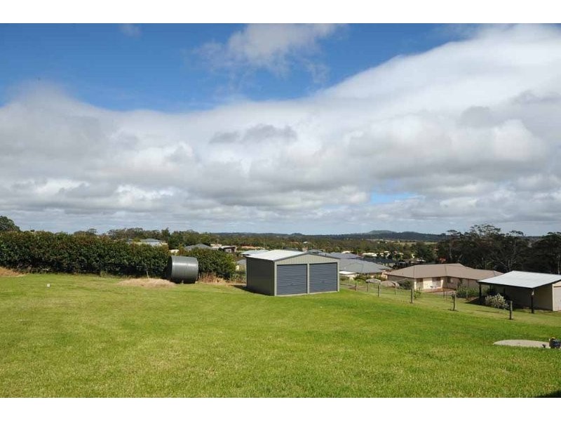 5 Debbie Court, Highfields QLD 4352