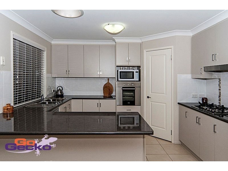 3 Gaudron Close, Wilsonton Heights QLD 4350
