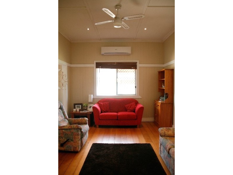 107 Ruthven Street, North Toowoomba QLD 4350