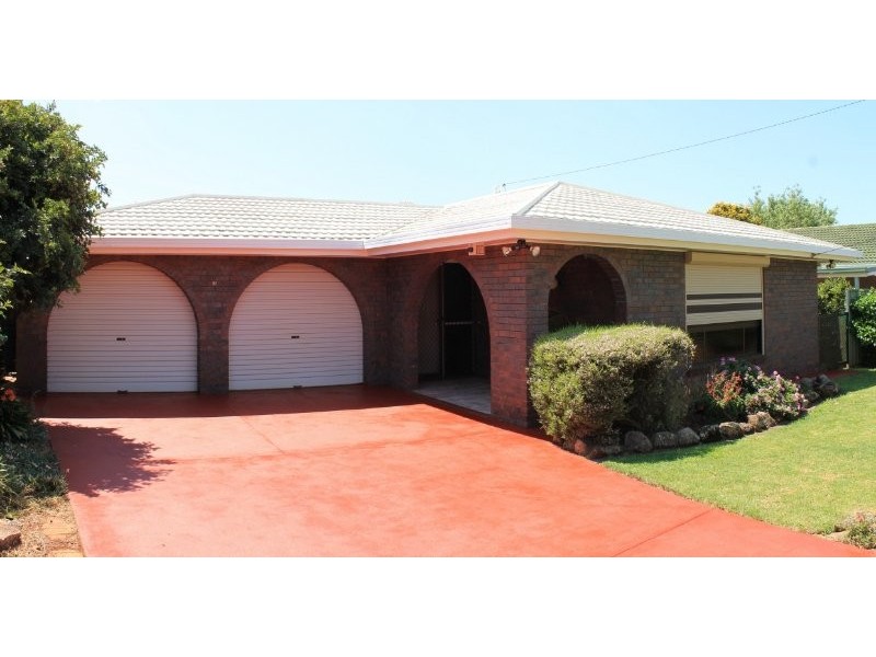 3 Illawarra Street, Harristown QLD 4350