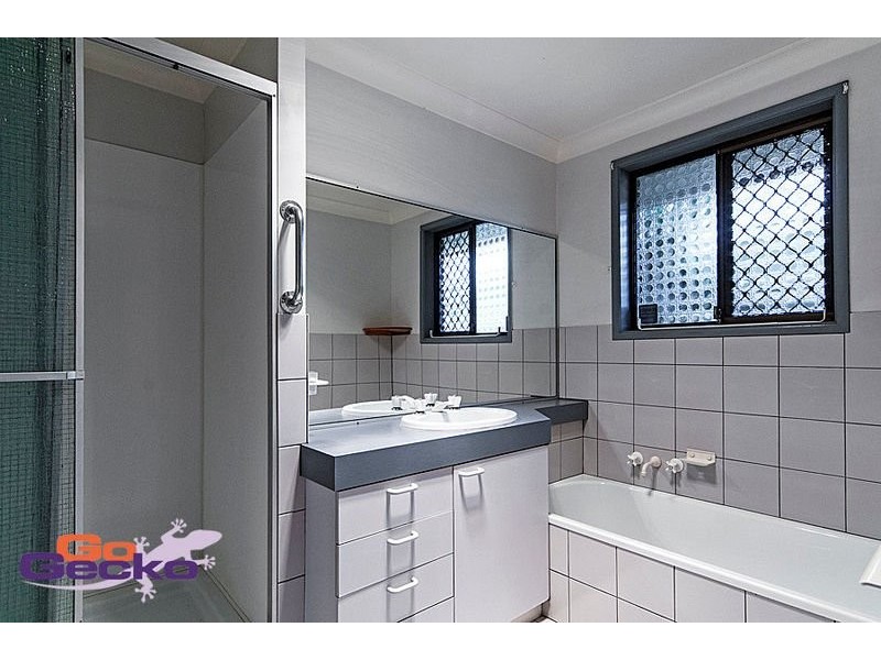 3 Illawarra Street, Harristown QLD 4350