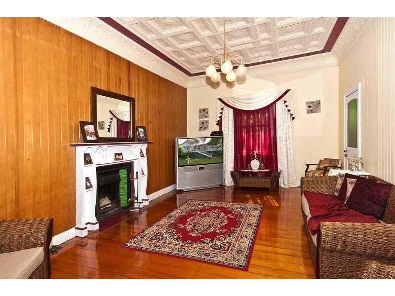 192 South Street, Centenary Heights QLD 4350