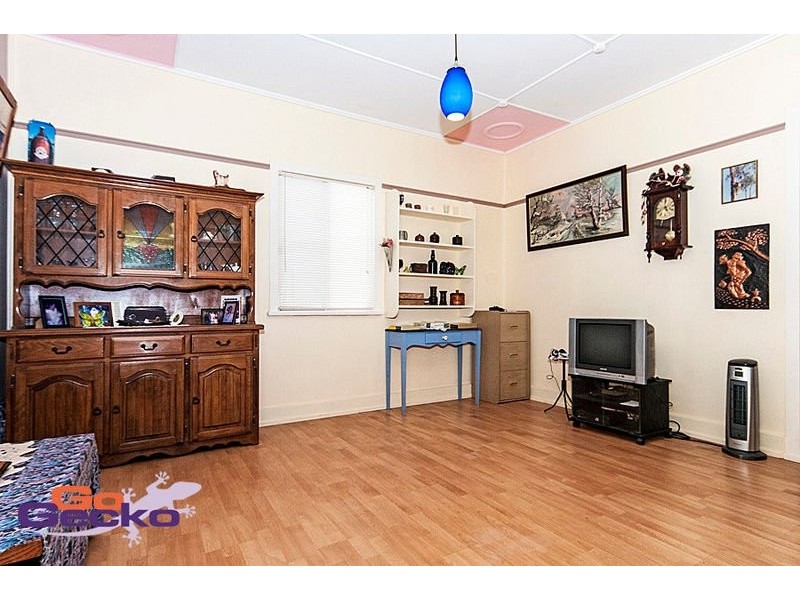 13 Blackdown Street, Harristown QLD 4350