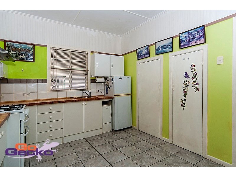 13 Blackdown Street, Harristown QLD 4350