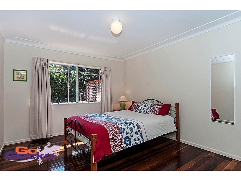 9 Beck Street, Mount Lofty QLD 4350