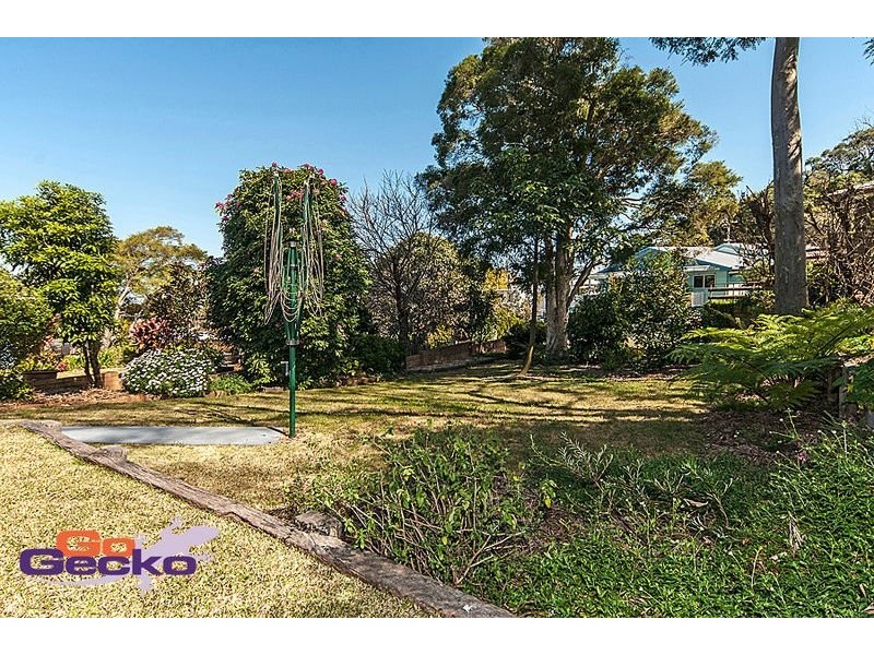 9 Beck Street, Mount Lofty QLD 4350