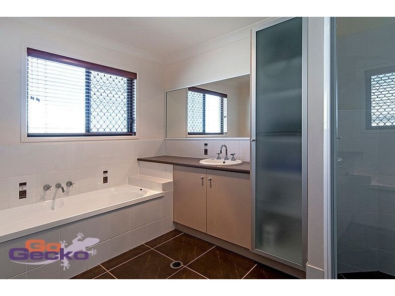 74 Belclaire Drive, Westbrook QLD 4350