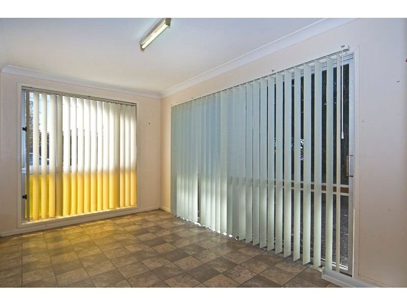 12 Knockator Crescent, Centenary Heights QLD 4350