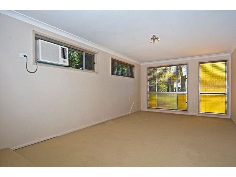 12 Knockator Crescent, Centenary Heights QLD 4350
