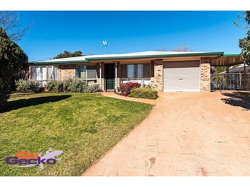 44 Lorraine Crescent, Centenary Heights QLD 4350