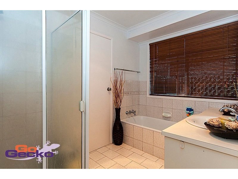 44 Lorraine Crescent, Centenary Heights QLD 4350