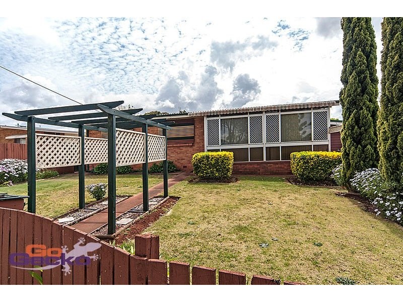 375 Bridge Street, Wilsonton QLD 4350