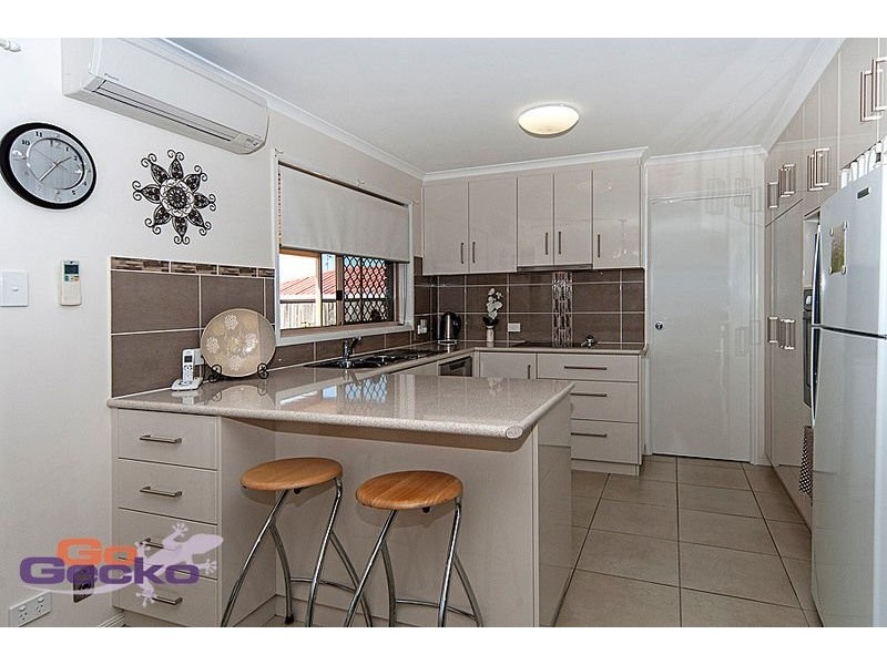 5 Janine Court, Kearneys Spring QLD 4350