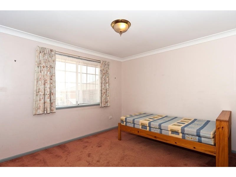 8, 2 Roser Close, Kearneys Spring QLD 4350